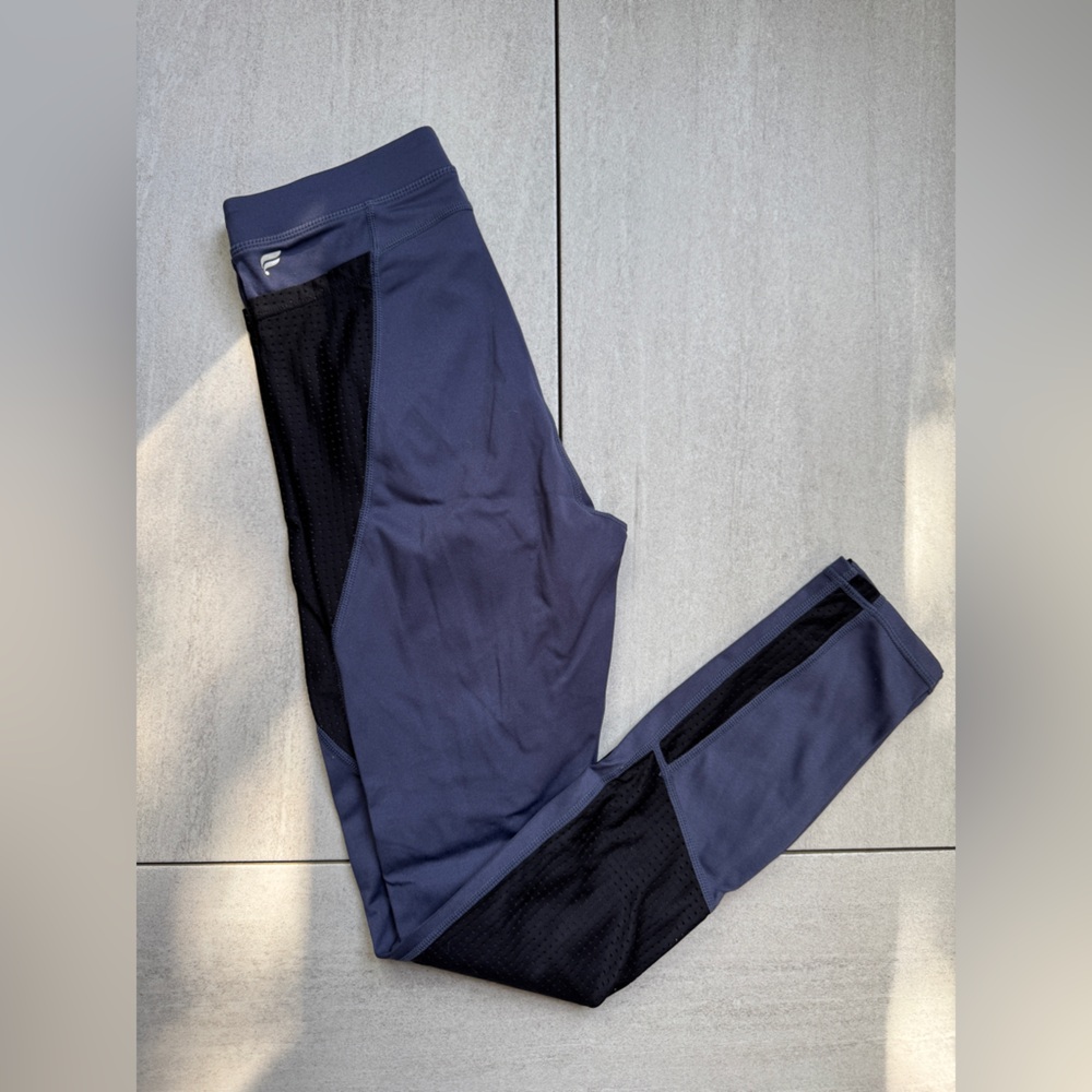 Motion 365 Highwaisted Fabletics Leggings - Picture 2 of 12